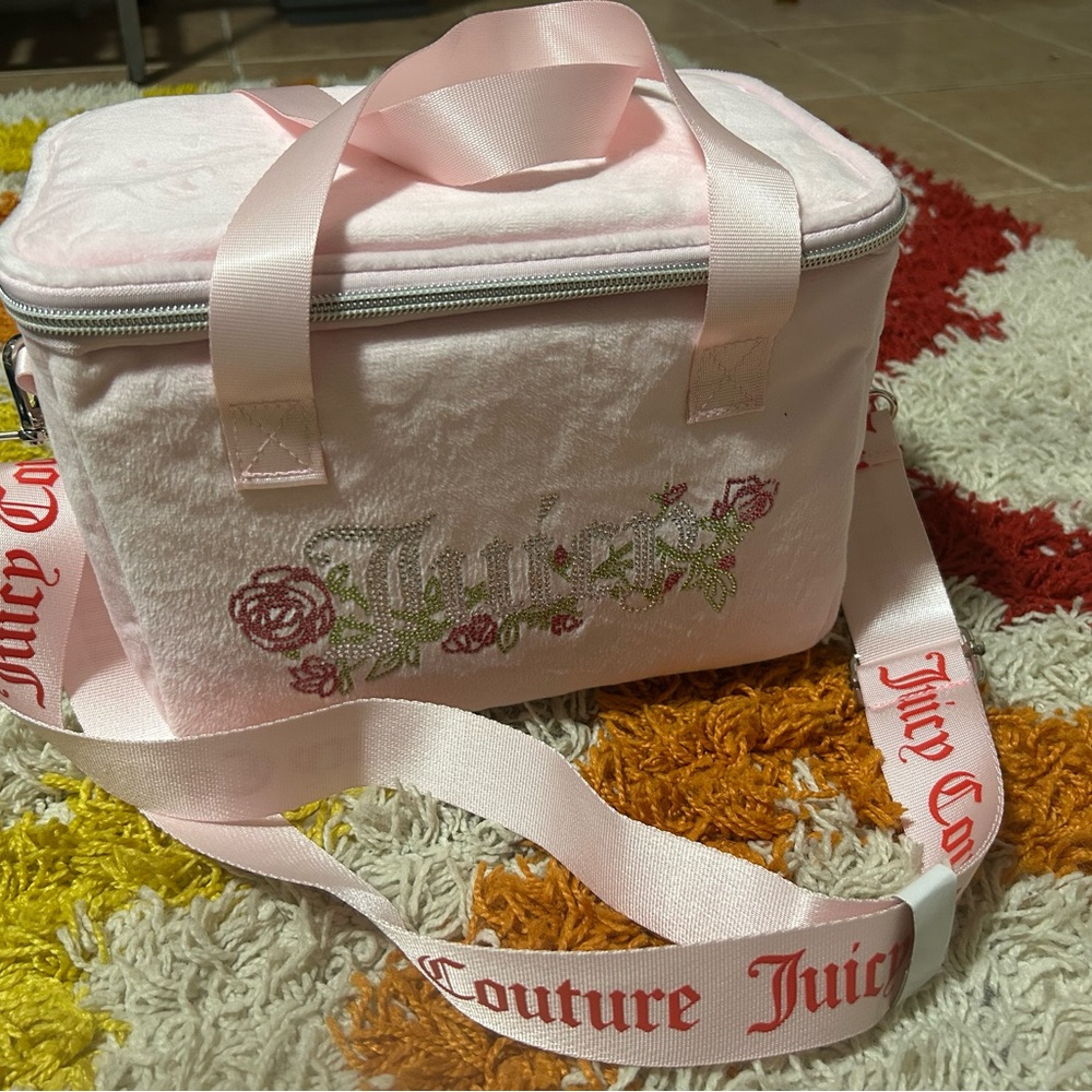 Juicy Couture Light Pink Embroidered Plush Cooler / lunch bag / make up bag